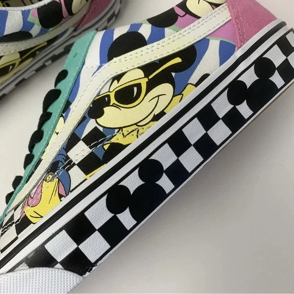 🩷 Vans x Disney Old Skool “80s Mickey” Sneakers (NWOT) - Picture 6 of 14